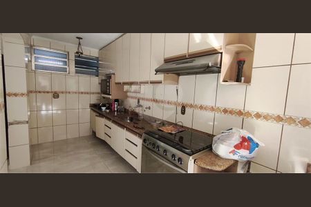 47_photo/94cef57fcb.974d063b20acfe41-ATLAS-19271ff5-8717-48dd-98ff-e81f384803ce.jpg de casa para alugar com 6 quartos, 307m² em Vila Sao Joao, Guarulhos