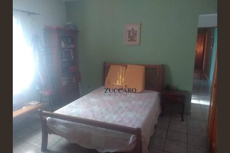 8_photo/94cef5826d.a9ad82c0a29b9a19-ATLAS-5237a4e7-919a-4e1a-bd05-a44e8185188c.jpg de casa à venda com 3 quartos, 185m² em Vila Sao Rafael, Guarulhos