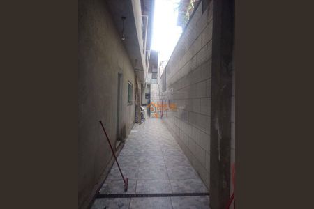 4_photo/94cef582d7.cba3da746242e602-ATLAS-46d64e0a-99f7-492f-a7dc-d583a81b46b5.jpg de casa à venda com 3 quartos, 230m² em Vila Sao Rafael, Guarulhos