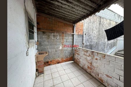 8_photo/94cef5999d.1e50a3205fe955bb-ATLAS-324a43d8-df02-4afb-841a-8fe3ffb3b292.jpg de casa à venda com 4 quartos, 167m² em Jardim Vila Galvao, Guarulhos