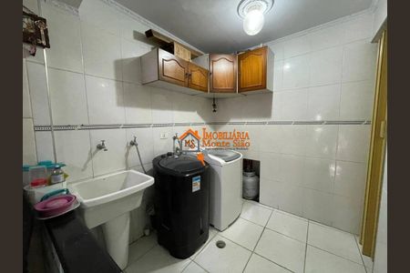 19_photo/94cef59e6f.a64aef6598c47c00-ATLAS-61faad4a-5987-424f-93a7-2bbea6a5b8eb.jpg de casa à venda com 3 quartos, 200m² em Jardim Vila Galvao, Guarulhos