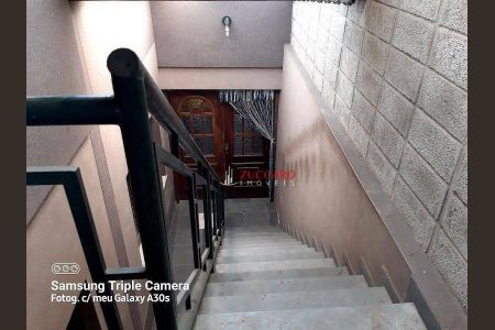 3_photo/94cef5a173.d0f329b44ceeb0a5-ATLAS-b3bb8d43-32ed-46bc-b415-35a420cfcfa3.jpg de casa à venda com 3 quartos, 306m² em Jardim Vila Galvao, Guarulhos