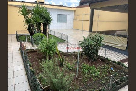 8_photo/94cef5a209.d1415e95c6bf77be-ATLAS-e19c4746-950d-4053-a0fa-2ec3d92f750d.jpg de casa à venda com 3 quartos, 182m² em Jardim Vila Galvao, Guarulhos