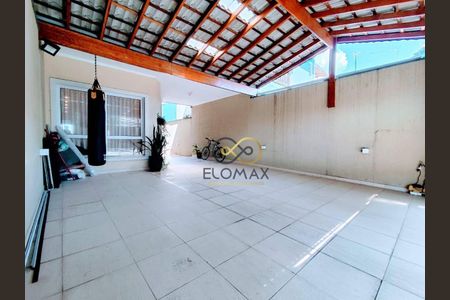4_photo/94cef5a247.04684f9cd9272a30-ATLAS-1de40b96-dd1e-4357-90c0-53e38f2ad6f8.jpg de casa à venda com 3 quartos, 135m² em Jardim Vila Galvao, Guarulhos