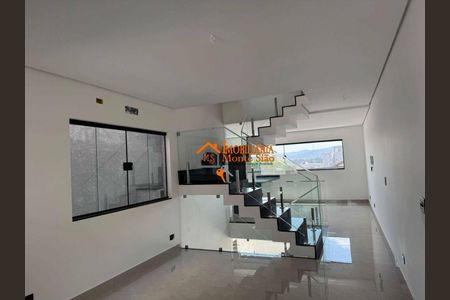 11_photo/94cef5a275.1cd2fc8777adf105-ATLAS-65cd29cf-da9c-46d9-808c-4dcfc11fee47.jpg de casa à venda com 3 quartos, 210m² em Jardim Vila Galvao, Guarulhos