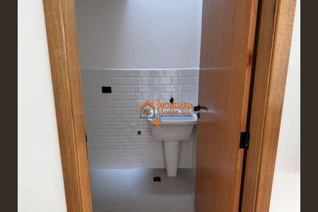 9_photo/94cef5a275.1cd2fc8777adf105-ATLAS-c4345e3b-ed82-4d31-924a-8b3e0653a7aa.jpg de casa à venda com 3 quartos, 210m² em Jardim Vila Galvao, Guarulhos