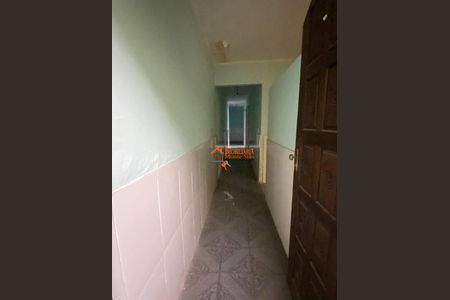 2_photo/94cef5a2f9.18e6ac91b37a8e88-ATLAS-03146375-b546-4caf-a7e0-0e6d0a9613f7.jpg de casa à venda com 5 quartos, 210m² em Jardim Vila Galvao, Guarulhos