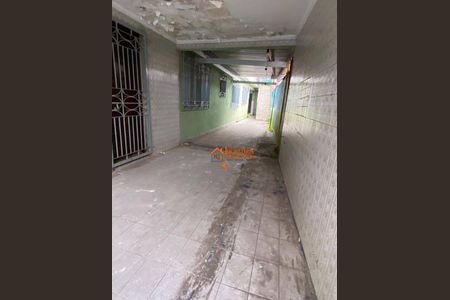 9_photo/94cef5a2f9.18e6ac91b37a8e88-ATLAS-95ca2e8a-98c9-451a-9f2f-89ca2dccb457.jpg de casa à venda com 5 quartos, 210m² em Jardim Vila Galvao, Guarulhos