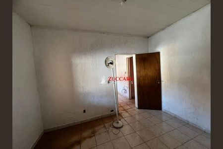 2_photo/94cef5a4a3.deb4387bd0151dd7-ATLAS-d17f4b7c-b129-47cd-b0b7-d3b0fa93c7c8.jpg de casa à venda com 2 quartos, 115m² em Vila Galvão, Guarulhos