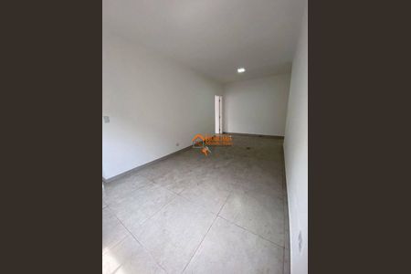 5_photo/94cef5a89f.0bcbeb1b07de4602-ATLAS-ae8765e0-6ba1-4be2-bc9d-951a606f03d7.jpg de apartamento para alugar com 2 quartos, 80m² em Vila Galvão, Guarulhos