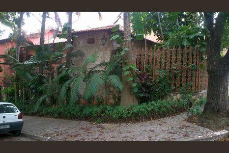 2_photo/94cef5a9bf.b635c4896326fc59-ATLAS-4b41cf6c-c31f-4518-ab15-96d0ccd46e6c.jpg de casa à venda com 4 quartos, 454m² em Vila Galvão, Guarulhos