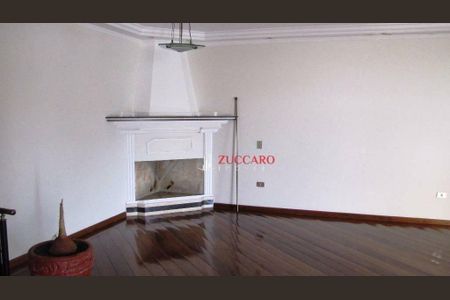 11_photo/94cef5aa85.ffa9ed333f84fd5c-ATLAS-8fb4b9fb-c0ec-401a-951a-dc1cd48184ce.jpg de casa para alugar com 3 quartos, 506m² em Vila Rosalia, Guarulhos