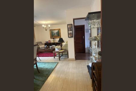 11_photo/94cef5ac1b.4dd7d17537f926b6-ATLAS-7e0b2bf1-c617-42e0-84d8-7a5e5030ced9.jpg de casa para alugar com 3 quartos, 243m² em Vila Rosalia, Guarulhos