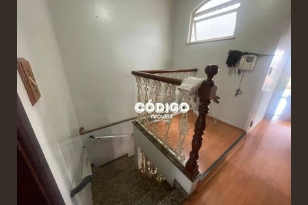 10_photo/94cef5ac45.8a3b691a8180766f-ATLAS-d1404896-a979-4478-b631-3da1eb9ee273.jpg de casa para alugar com 4 quartos, 370m² em Vila Rosalia, Guarulhos