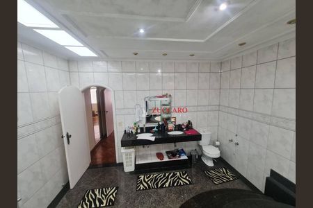 29_photo/94cef5ad41.a2eb5188cfa3091e-ATLAS-033f0ded-b471-4ba7-9e29-f4cfdeaf9ad1.jpg de casa à venda com 4 quartos, 380m² em Vila Galvão, Guarulhos