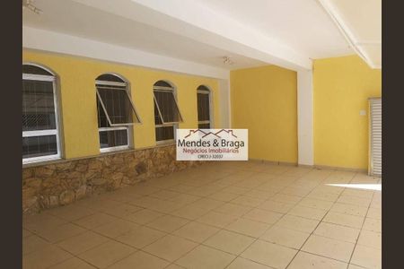 2_photo/94cef5ad7b.05acccb2dbb53537-ATLAS-4c7d2f76-eec8-4685-899b-8a1b6cd187d6.jpg de casa à venda com 3 quartos, 263m² em Vila Galvão, Guarulhos