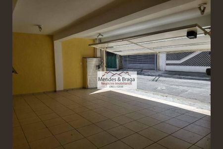 9_photo/94cef5ad7b.05acccb2dbb53537-ATLAS-dfdfe211-0fd3-4cd2-8d1e-e78506e2ad5d.jpg de casa à venda com 3 quartos, 263m² em Vila Galvão, Guarulhos