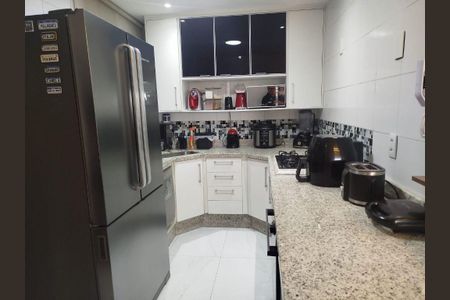 2_photo/94cef5ad7f.e223b544fe10ba51-ATLAS-38f6354f-35d0-4e73-973a-e5728e871e51.jpg de apartamento à venda com 3 quartos, 88m² em Vila Galvão, Guarulhos