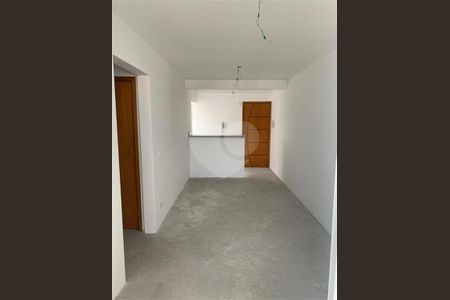 11_photo/94cef5ad81.8a734c1c2a3b006e-ATLAS-9fc54b2c-7b11-4721-a6a2-257bff9a42b5.jpg de casa à venda com 2 quartos, 62m² em Vila Galvão, Guarulhos