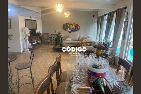 11_photo/94cef5ae41.6a82b7110c1d5146-ATLAS-7ee62d75-1323-4aab-92df-6e3b8c9d3f25.jpg de casa para alugar com 3 quartos, 567m² em Vila Galvão, Guarulhos