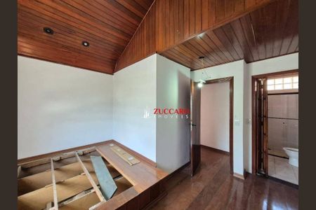 3_photo/94cef5ae79.a053bc4fc8a284f8-ATLAS-5d27ac2a-e4de-4dec-914f-66abd897927b.jpg de casa para alugar com 4 quartos, 602m² em Vila Galvão, Guarulhos