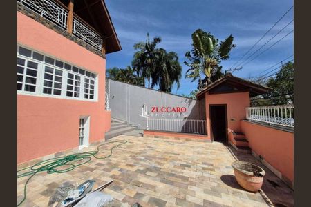 24_photo/94cef5ae79.a053bc4fc8a284f8-ATLAS-ddc8061f-d2c4-4d55-8701-8d779c625107.jpg de casa para alugar com 4 quartos, 602m² em Vila Galvão, Guarulhos