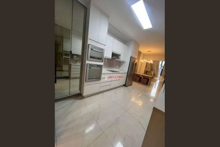 11_photo/94cef5af83.e4f06307d23adeab-ATLAS-bf3aa69d-67f1-4009-b233-b04531adaaa8.jpg de casa à venda com 4 quartos, 400m² em Vila Rosalia, Guarulhos