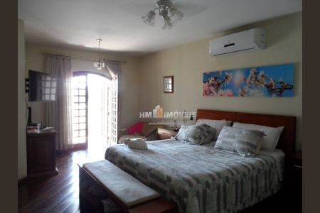 9_photo/94cef5b02d.e5b0f526cad1f31c-ATLAS-02cb111c-c05c-41f7-887a-9f28fbe8b70b.jpg de casa à venda com 3 quartos, 526m² em Vila Galvão, Guarulhos