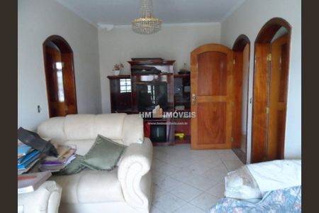 8_photo/94cef5b02d.e5b0f526cad1f31c-ATLAS-8bbad7a6-d959-4540-8b87-2aef701c12fb.jpg de casa à venda com 3 quartos, 526m² em Vila Galvão, Guarulhos