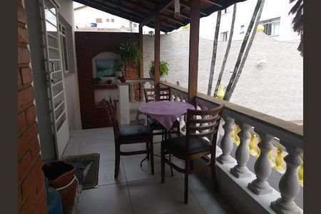 9_photo/94cef5b193.b0a6bfb301237135-ATLAS-4fc4a481-50cd-4227-a986-2bd01eb29781.jpg de casa à venda com 3 quartos, 315m² em Vila Galvão, Guarulhos