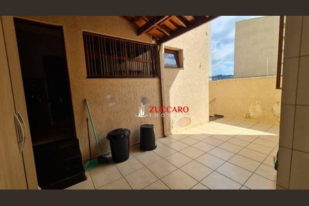 16_photo/94cef5b193.f775f85bdc6a7097-ATLAS-77c155f6-ccc3-4d15-a64b-fed26318bbe1.jpg de casa à venda com 4 quartos, 222m² em Vila Galvão, Guarulhos