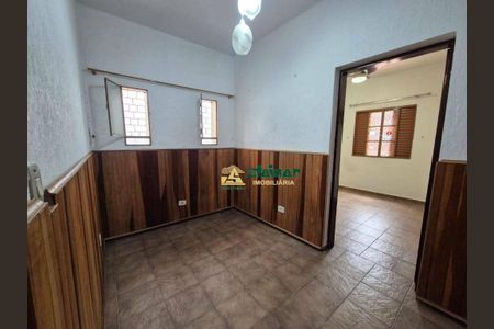 9_photo/94cef5b20f.1a6301d3ffdc0281-ATLAS-0820bd85-c635-45af-a2d6-8e066c81f10a.jpg de casa para alugar com 3 quartos, 240m² em Vila Galvão, Guarulhos