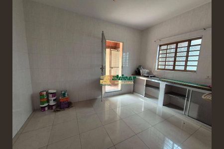 15_photo/94cef5b20f.1a6301d3ffdc0281-ATLAS-fa42800b-d141-49f8-b6d4-a87eec14a9b6.jpg de casa para alugar com 3 quartos, 240m² em Vila Galvão, Guarulhos
