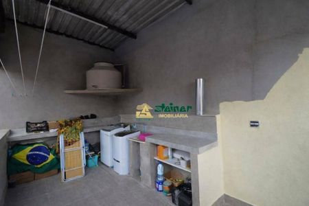 3_photo/94cef5b239.759f98a162ba3aac-ATLAS-23c7da3a-a99e-4aec-a512-1774ed8d37da.jpg de casa à venda com 2 quartos, 140m² em Vila Galvão, Guarulhos