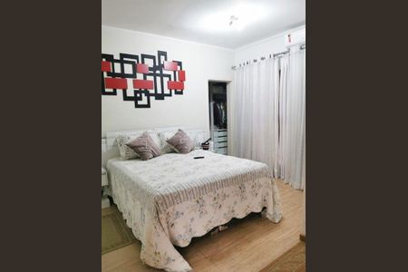 9_photo/94cef5b23d.15a3ad828de22904-ATLAS-53c2ee5c-070a-421a-b8d7-bab68a551709.jpg de casa à venda com 4 quartos, 220m² em Vila Galvão, Guarulhos