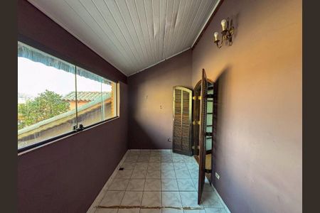 5_photo/94cef5b2ff.f3189cc489d69288-ATLAS-13e094e2-9009-4c3b-8cf1-7bee0c387133.jpg de casa à venda com 3 quartos, 182m² em Vila Galvão, Guarulhos