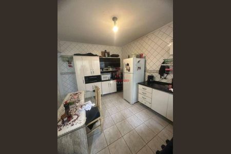 6_photo/94cef5b733.2b736b8026be143b-ATLAS-e578ee11-0639-4aab-a15c-851c4608f46e.jpg de casa à venda com 2 quartos, 170m² em Jardim Alice, Guarulhos