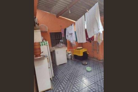 2_photo/94cef5bbc3.5e2ee8fa011f595e-ATLAS-ad76903d-1697-49a6-b487-e3c8b22d9e14.jpg de casa à venda com 2 quartos, 65m² em Jardim Guimaraes, Guarulhos