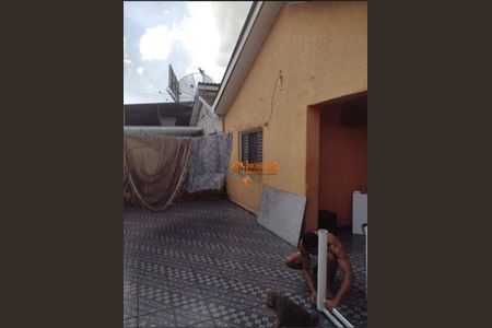 4_photo/94cef5bbf5.ceff8192393c33de-ATLAS-4b8ce3d4-2572-4596-a1e5-bf23cd038ed7.jpg de casa à venda com 2 quartos, 85m² em Jardim Guimaraes, Guarulhos