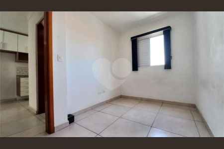 2_photo/94cef5c42b.565d65a6458b6ca1-ATLAS-0ea62498-479b-401e-87bd-4d5fef6f49a1.jpg de casa à venda com 2 quartos, 42m² em Vila Nova Carolina, São Paulo