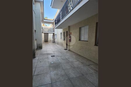 2_photo/94cef5c42b.565d65a6458b6ca1-ATLAS-e2f675a4-412a-4c29-9c75-e64778bd91e5.jpg de casa à venda com 2 quartos, 42m² em Vila Nova Carolina, São Paulo