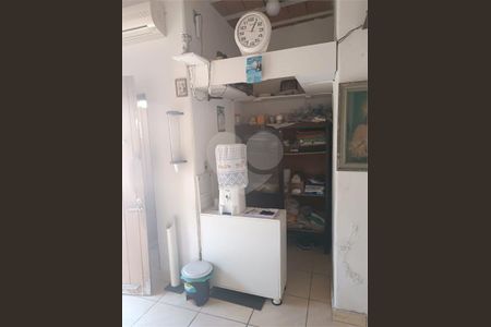 1_photo/94cef92cf9.1061d8d006d8df0d-ATLAS-0d8ea1ff-8cbf-49e7-9246-b496a2ec994b.jpg de casa à venda com 2 quartos, 96m² em Vila Mangalot, São Paulo