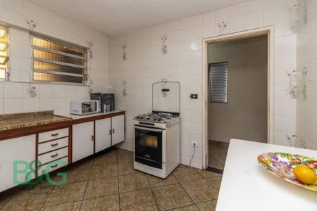 11_photo/94cefc2cd9.07f29284d16cc936-ATLAS-bbb74fd0-c0e6-47d8-b8b9-52c6aa4b8006.jpg de casa à venda com 3 quartos, 225m² em Três Montanhas, Osasco