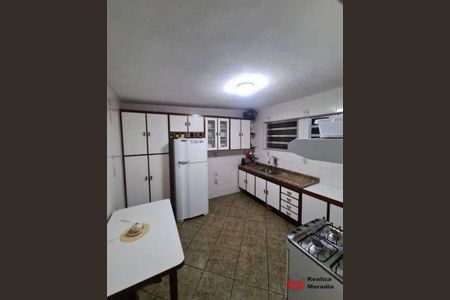 11_photo/94cefc2cd9.6ba4ef9df26df2e3-ATLAS-e6bc53ae-8e1f-47f9-b743-05c5070f391e.jpg de casa à venda com 3 quartos, 250m² em Três Montanhas, Osasco