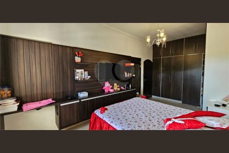 9_photo/94cefc2cdd.445c0bca81181d7a-ATLAS-0e4baa9e-f87f-4fff-81fb-14574a82a11a.jpg de casa à venda com 3 quartos, 250m² em Três Montanhas, Osasco