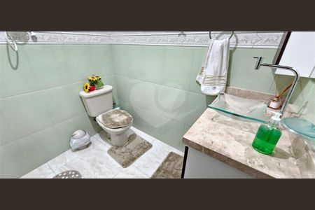 31_photo/94cefc2cdd.445c0bca81181d7a-ATLAS-2d02fe50-6449-4199-9603-73a3915cc6d6.jpg de casa à venda com 3 quartos, 250m² em Três Montanhas, Osasco