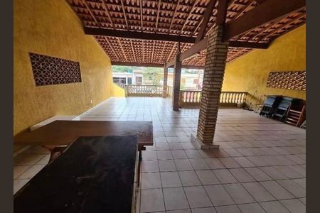 7_photo/94cefc2ce7.2f15d505e37c7ac5-ATLAS-6bd172a7-c74f-4b58-bd97-3a8c3f4b9da0.jpg de casa à venda com 3 quartos, 250m² em Três Montanhas, Osasco