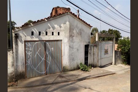 3_photo/94cefdd22b.74a96c0b2c4b8c29-ATLAS-131d1419-864b-4d04-8abd-5f8853c9f2a1.jpg de casa à venda com 3 quartos, 300m² em Três Montanhas, Osasco