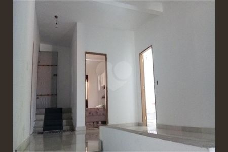 8_photo/94cefdd22b.74a96c0b2c4b8c29-ATLAS-60bae1cb-e179-4fa5-95ab-bcb84c5130ab.jpg de casa à venda com 3 quartos, 300m² em Três Montanhas, Osasco