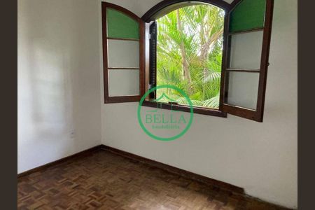 8_photo/94cefdd3bd.c27bb358fc36071b-ATLAS-8e237c52-5c68-49b0-ae19-e1872a9be206.jpg de casa à venda com 2 quartos, 204m² em Três Montanhas, Osasco